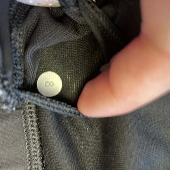 lululemon flow y bra - black - Picture 4 of 4